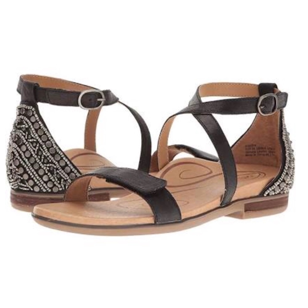 Aetrex Brenda Adjustable Sandal in Black